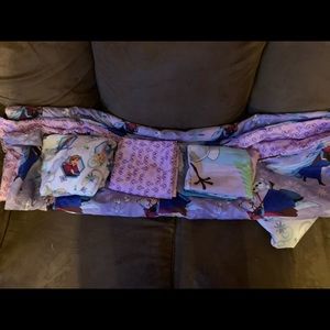 Frozen toddler bedding set